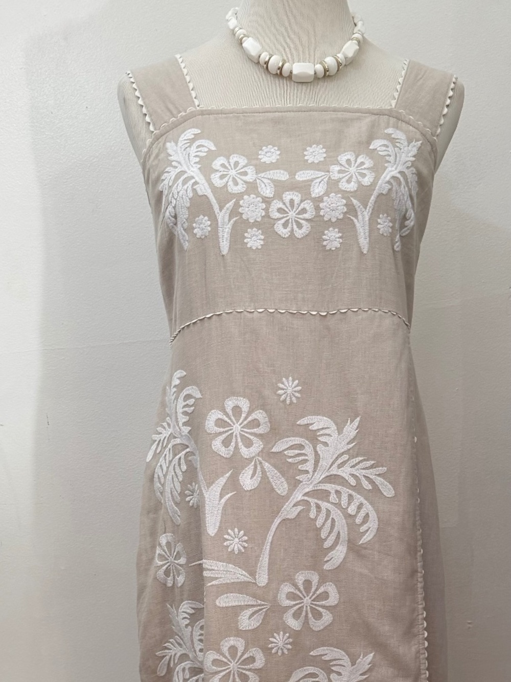 NWT Crown & Ivey Linen Embroidery Maxi Dress. Size Small. Empire Waist Boho Chic